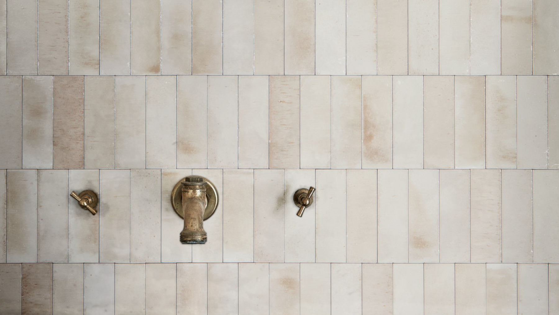 Decoding Shade Variation: Your Definitive Guide to Selecting Tiles for Home Design Mastery