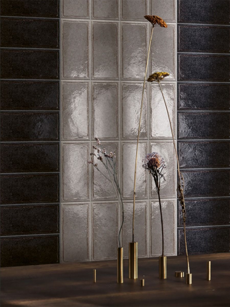 Manhattan 4x8 Black Gloss Tile